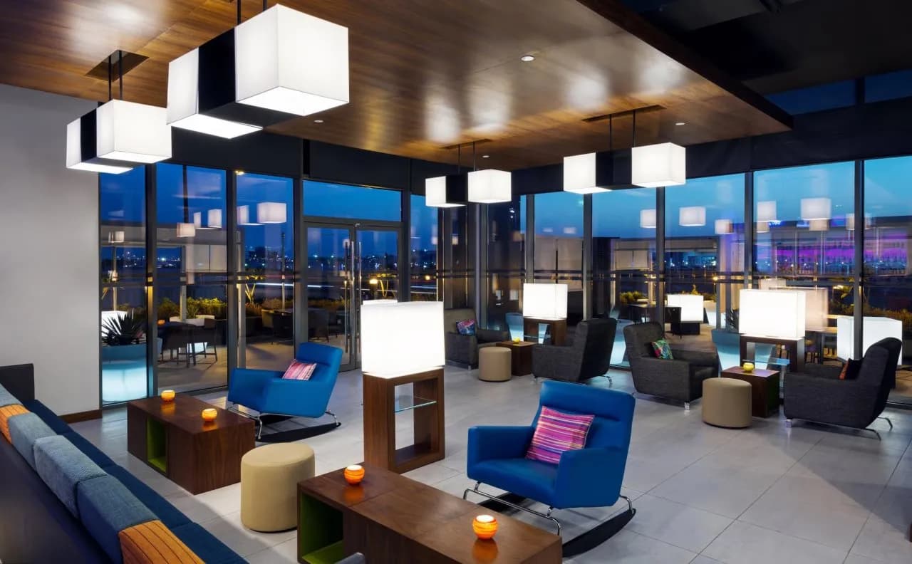 Aloft Dhahran 3