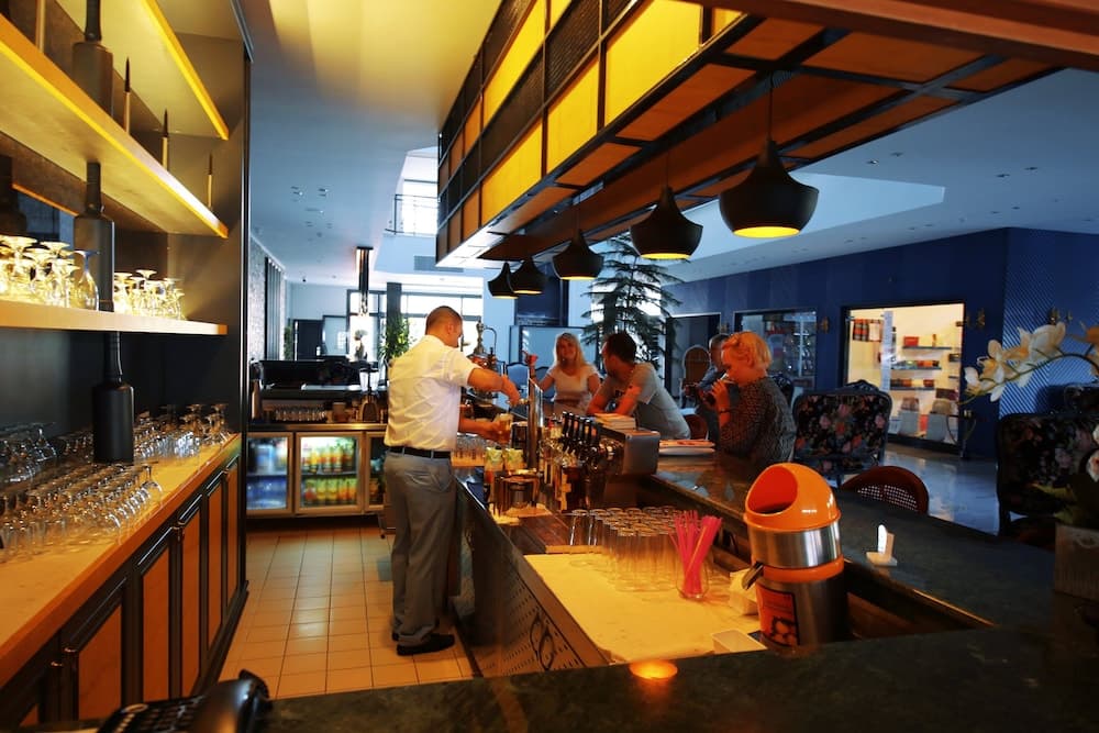 Sey Beach Hotel & Spa 4