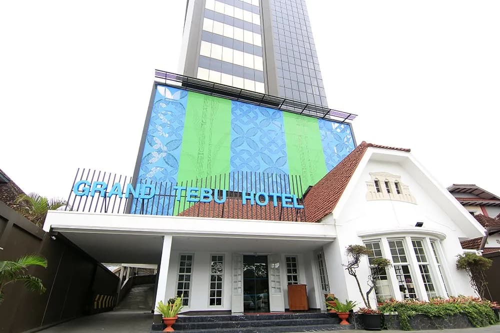 Grand Tebu Hotel