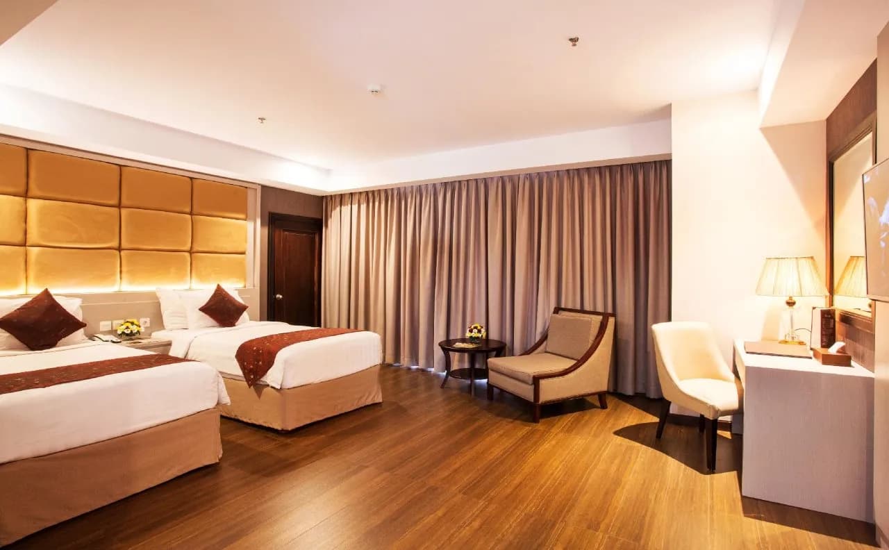 Tara Hotel 4