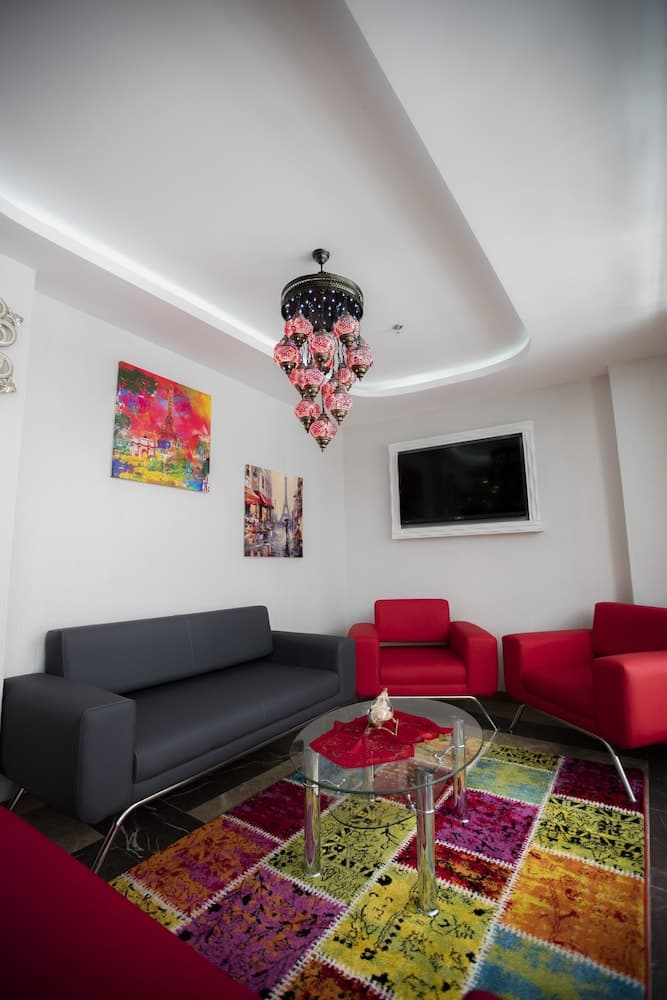 Royal Inci Airport Hotel 4