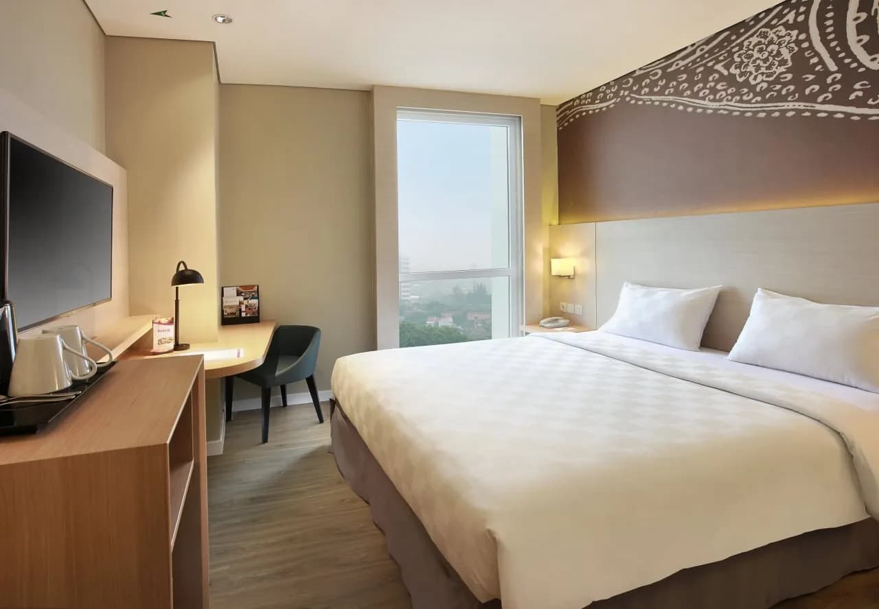 Mercure Solo 2