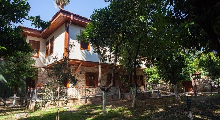 Zemira Garden Hotel