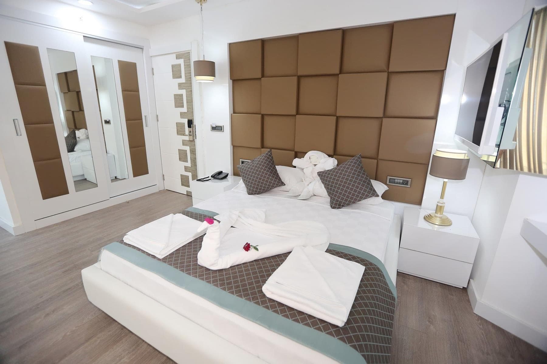Elips Royal Hotel & Spa 4