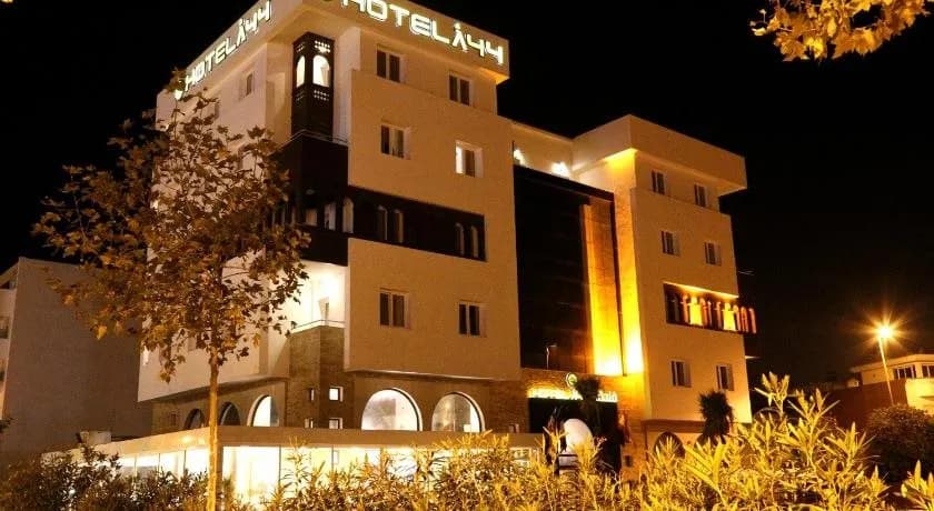 Hotel A44