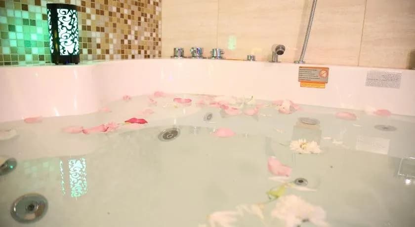Voyage Hotel 5