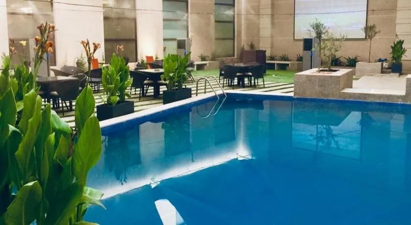 Voyage Hotel 4