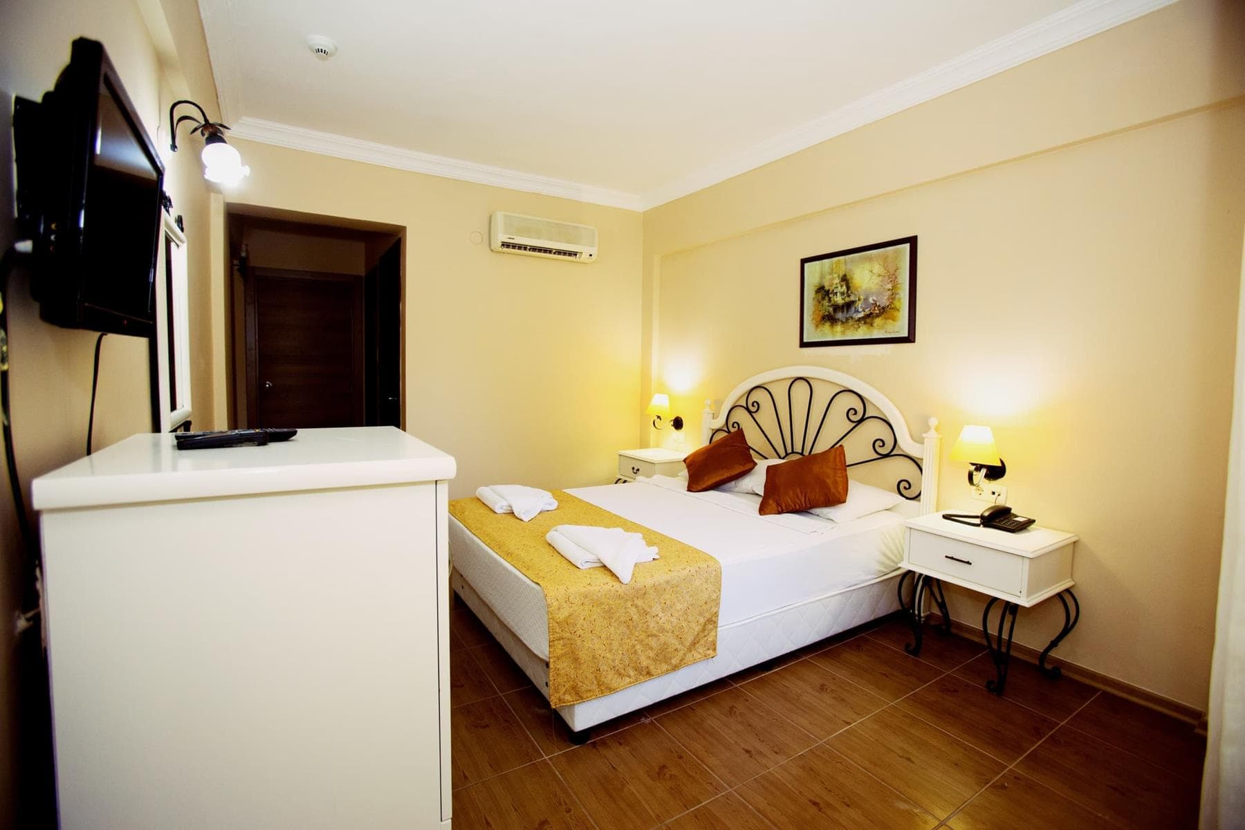 Zehra Hotel - Halal