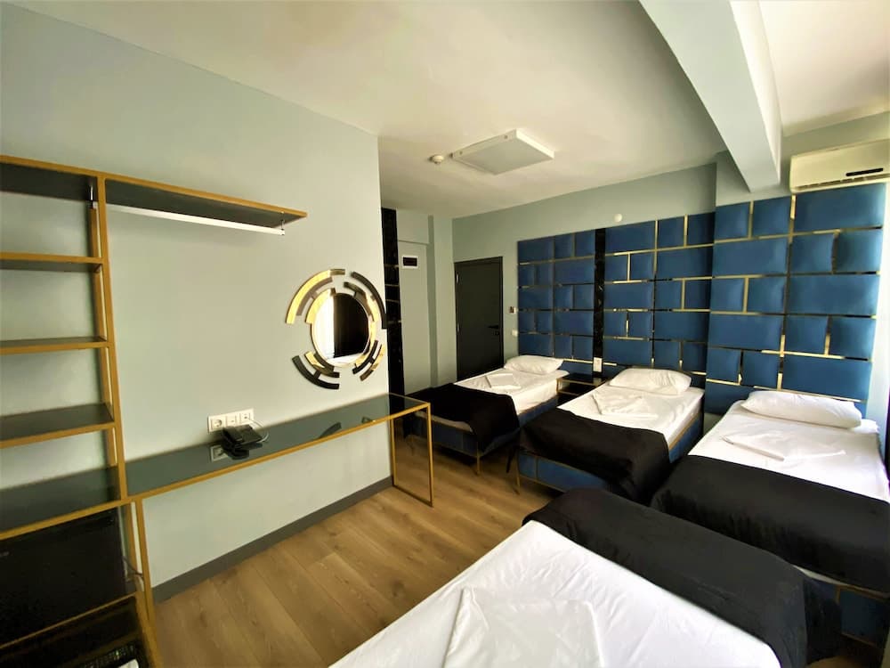 Orange Airport Hotel 4
