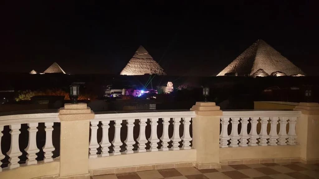 Mena Inn Pyramids