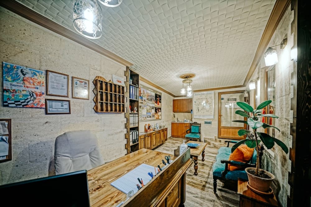 Elysée Cave House 3