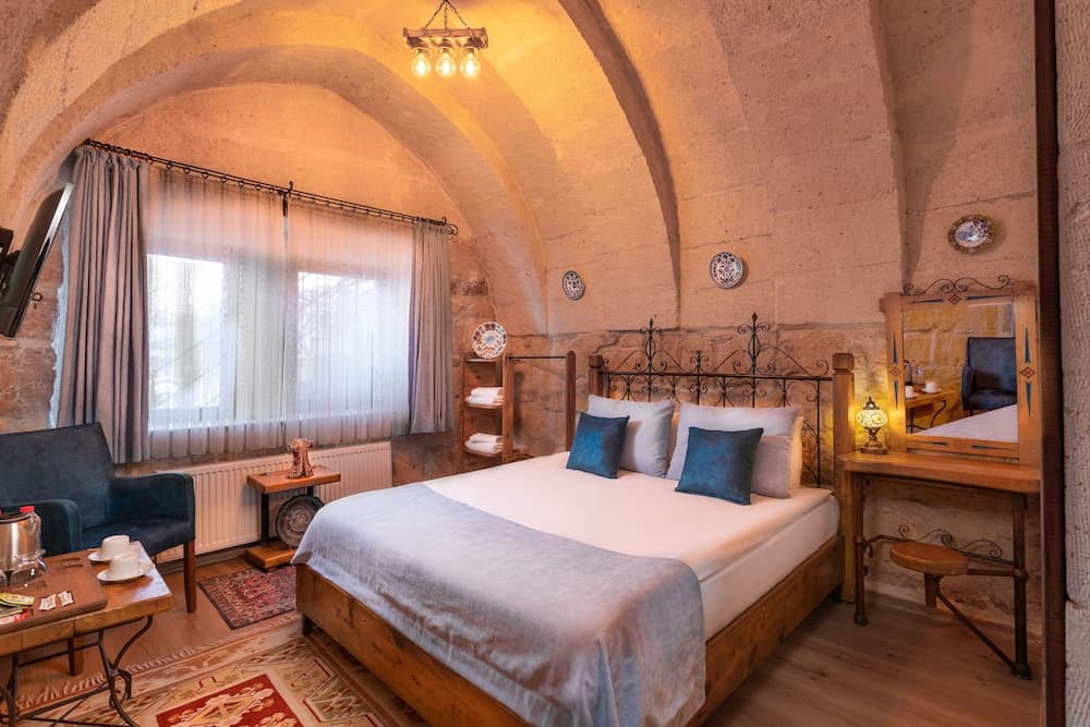Maron Stone House 5