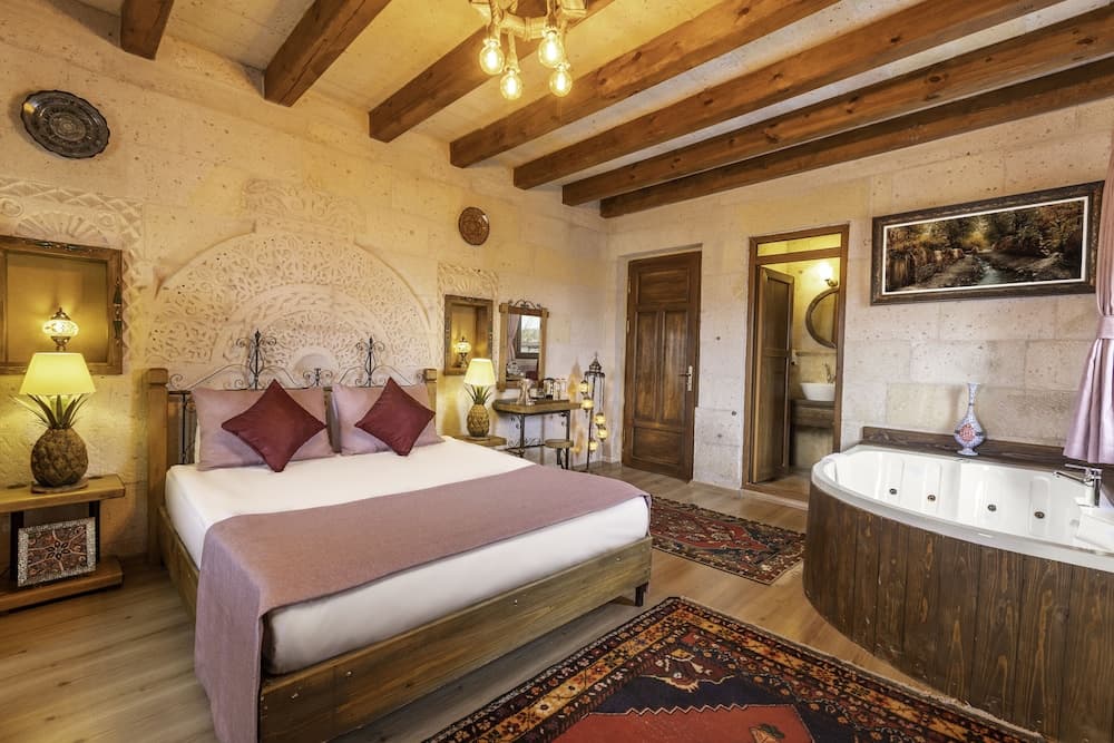 Maron Stone House 4