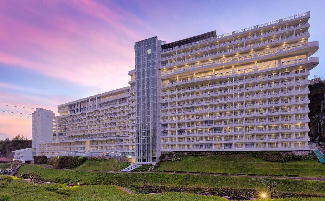 Le Eminence Puncak Hotel Convention & Resort 5