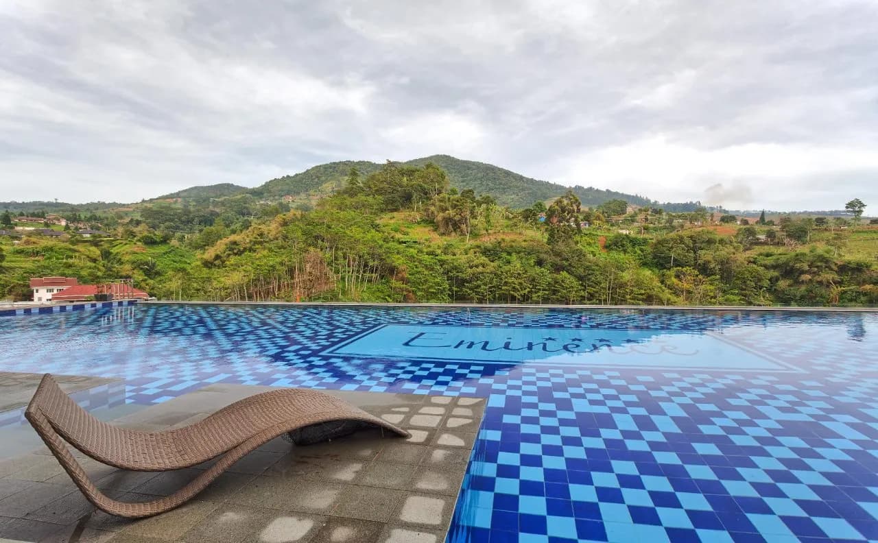 Le Eminence Puncak Hotel Convention & Resort 3
