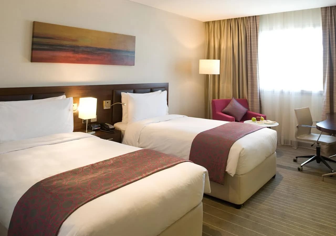Holiday Inn Muscat Al Seeb 4