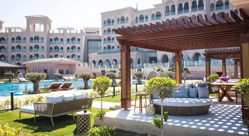 Royal Saray Resort 3