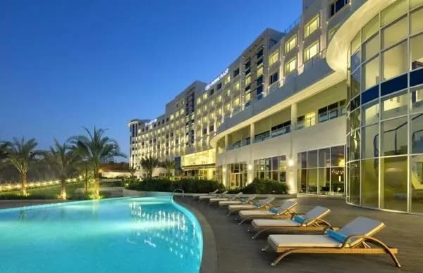 Crowne Plaza Muscat OCEC 4