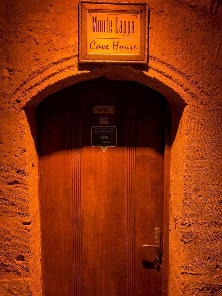 Monte Cappa Cave House 2