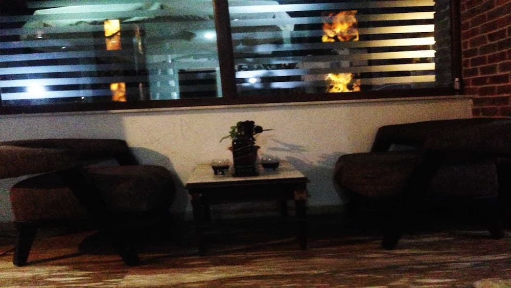 Lara Palace Hotel 3