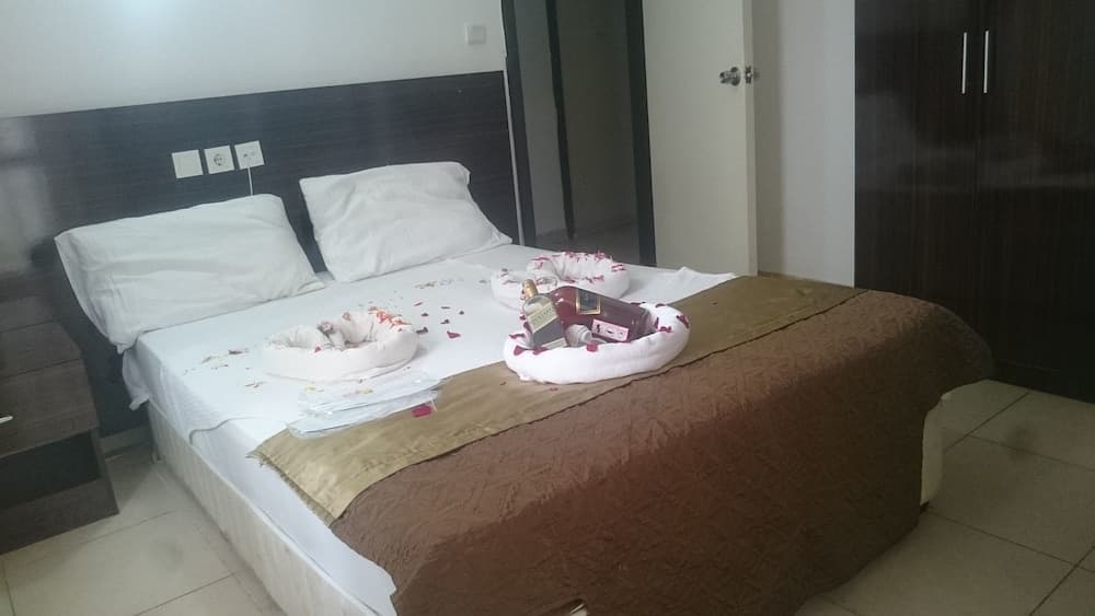 Lara Palace Hotel 5