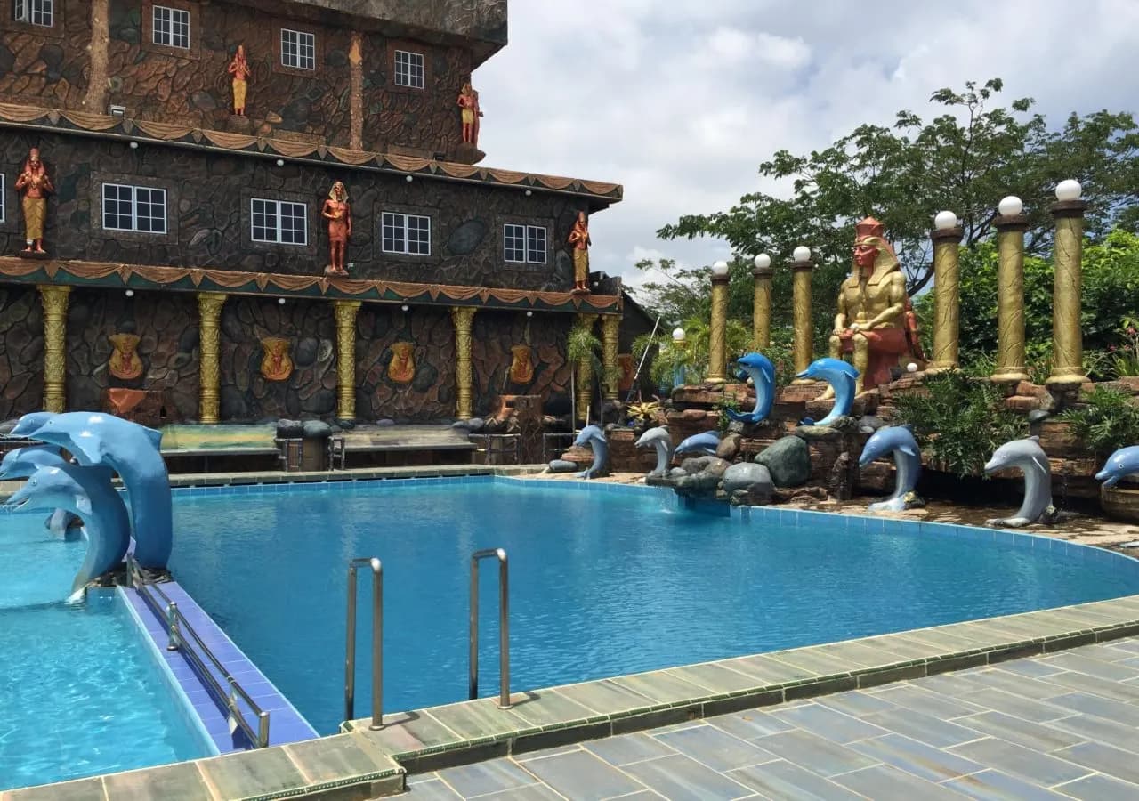 Hotel 01 3