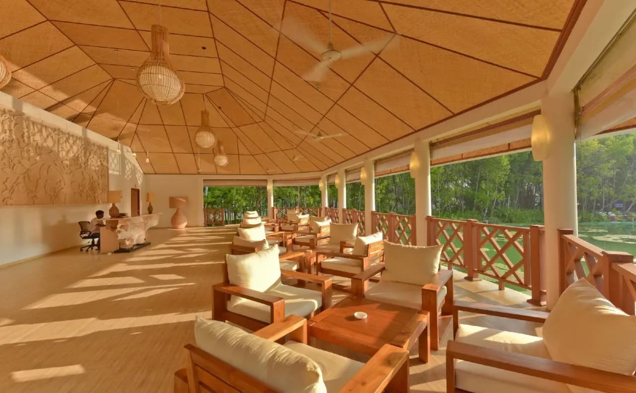 Dreamland The Unique Sea & Lake Resort / Spa 3