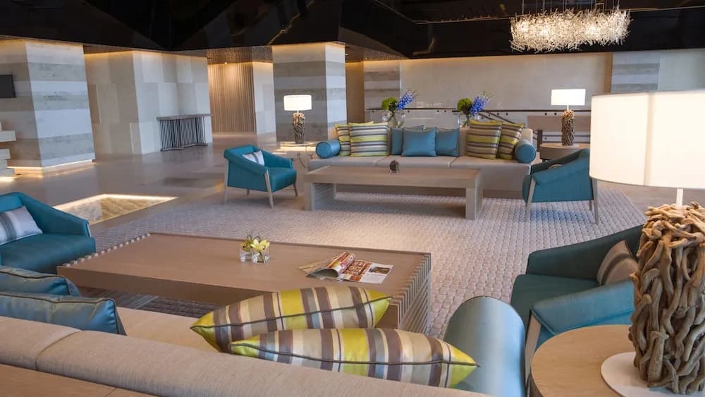 Saadiyat Rotana Resort & Villas 4