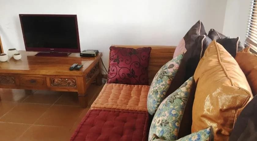 Sama's Cottages And Villa