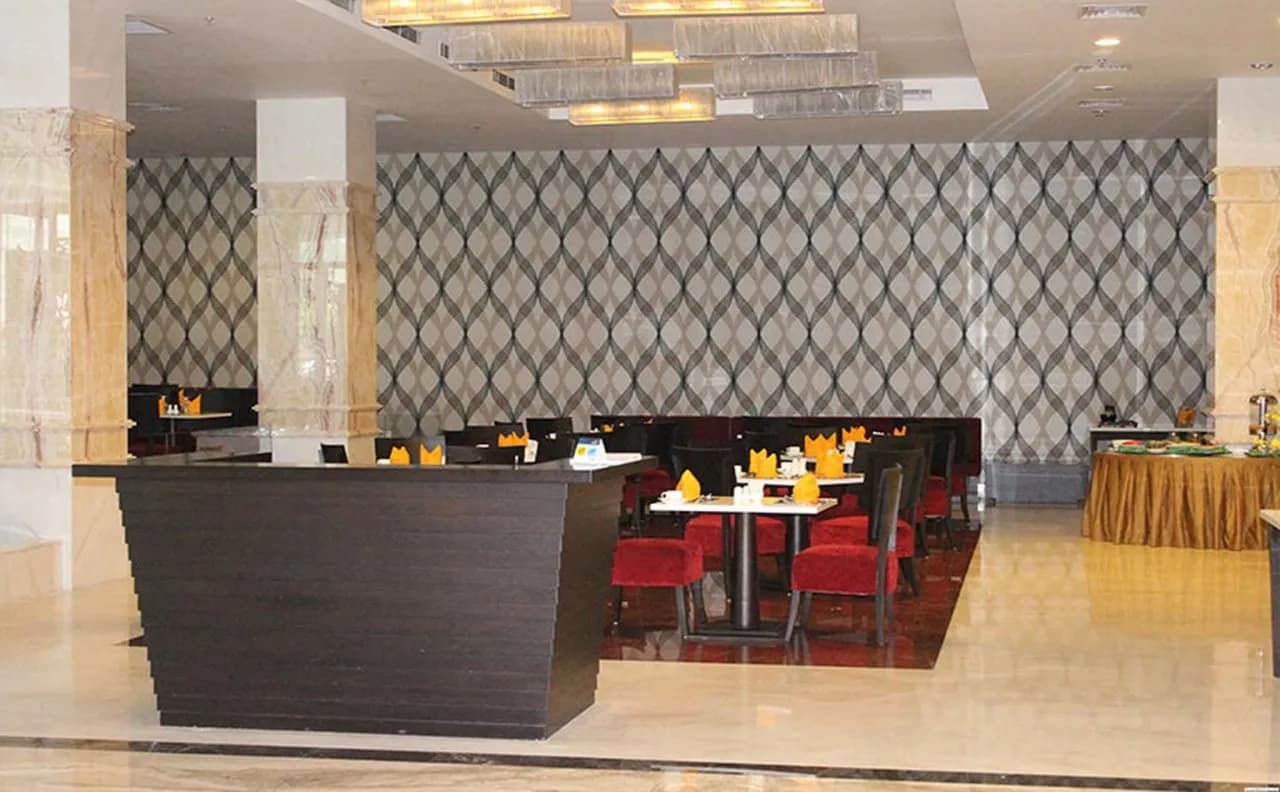 Grand Allison Hotel 3