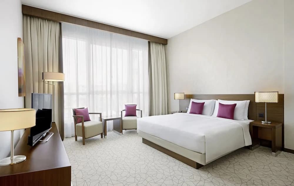 Hyatt Place Dubai Al Rigga Residences 4