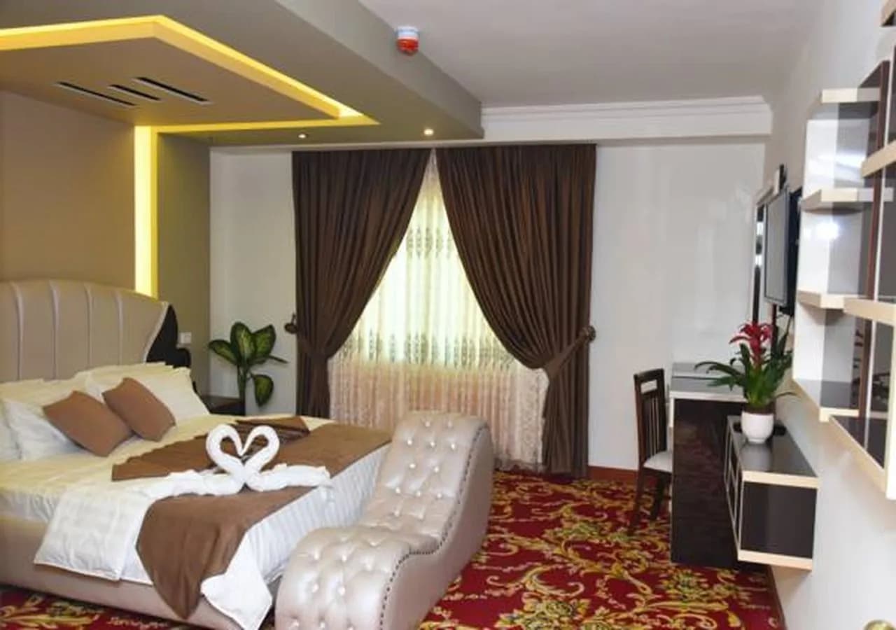 Sparr Hotel 3