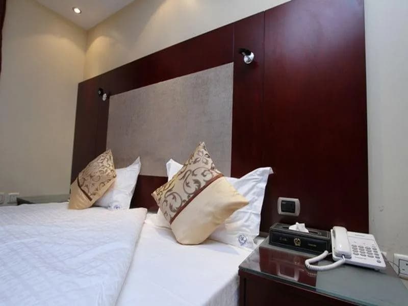 Raoum Inn Hail 2