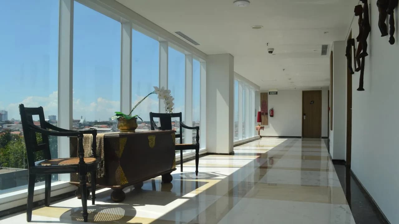 La Lisa Hotel Surabaya 3