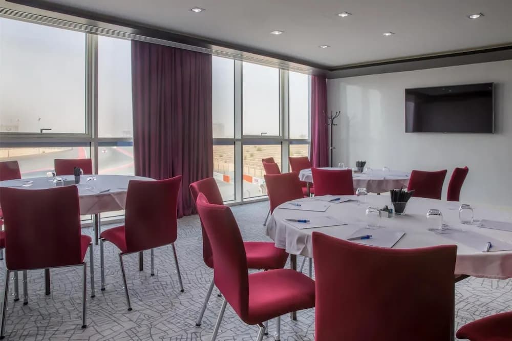 Park Inn by Radisson Dubai Motor City