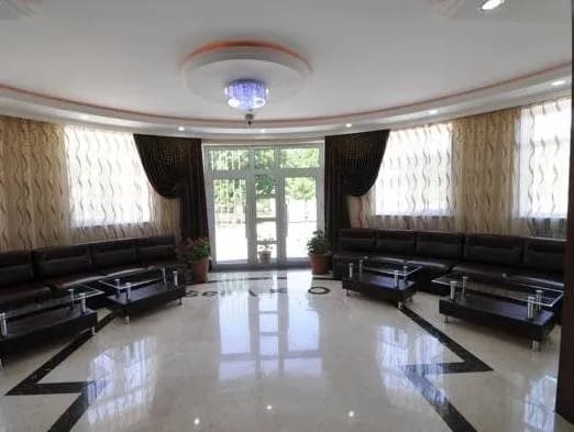 Vilesh Palace Hotel 4