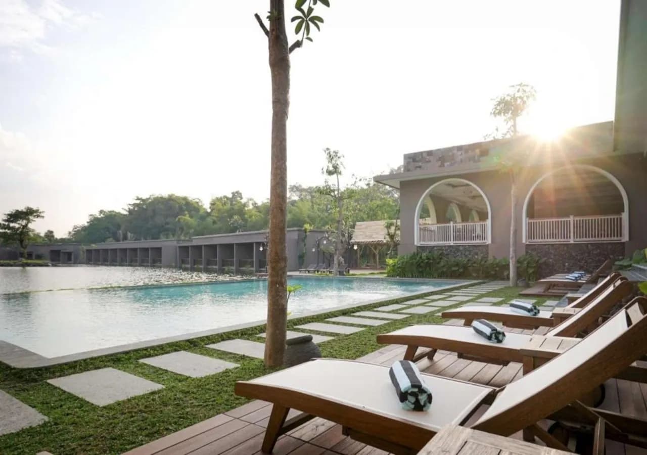 The Westlake Resort Yogyakarta 5