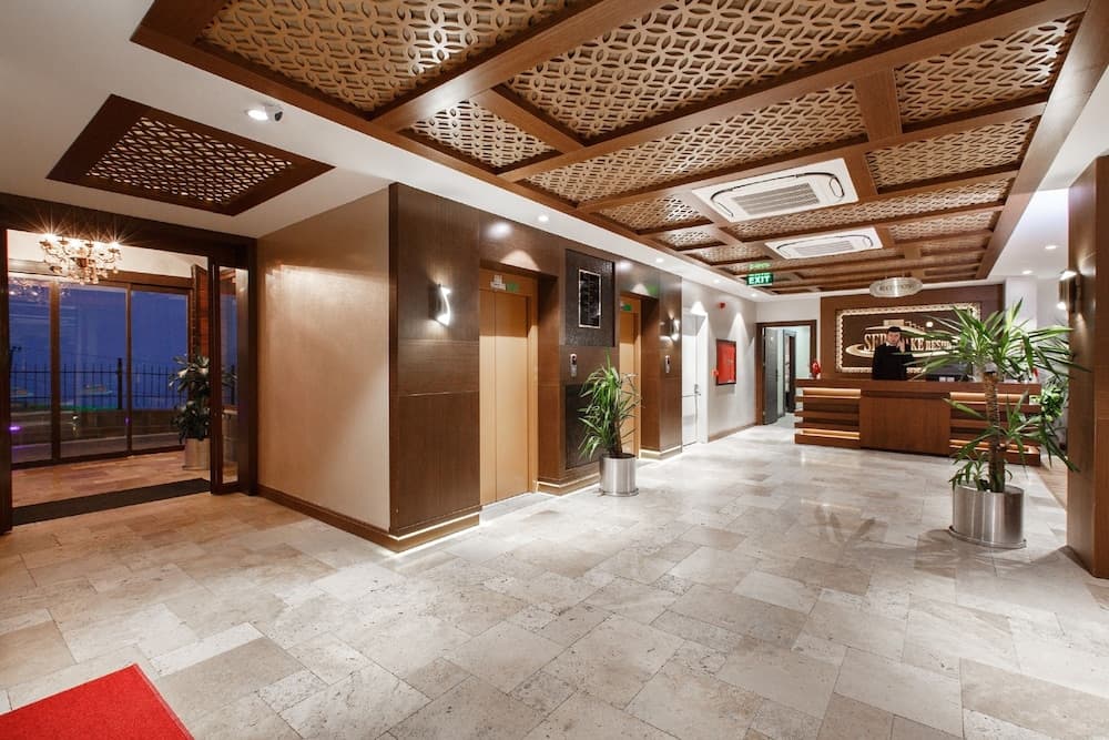 Sera Lake Resort Hotel Spa & Aparts 2