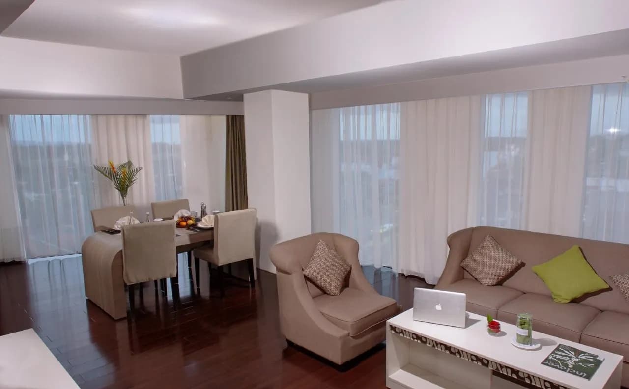 Platinum Adisucipto Yogyakarta Hotel & Conference Center 3