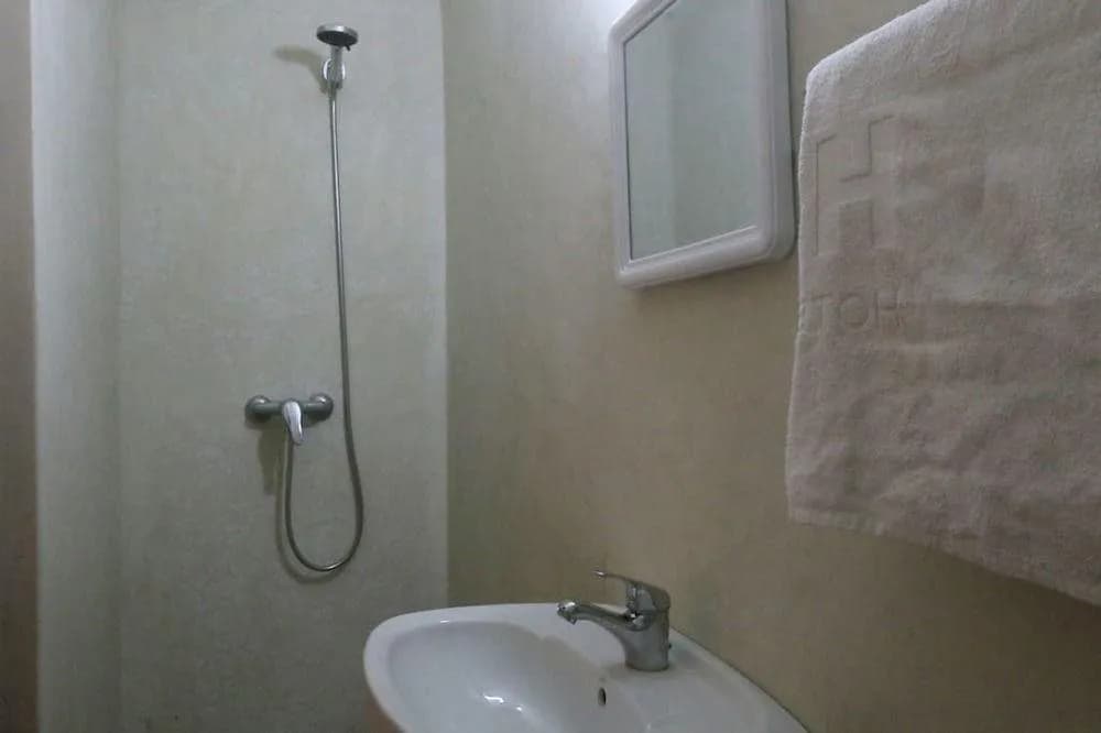 Riad Tifor 2