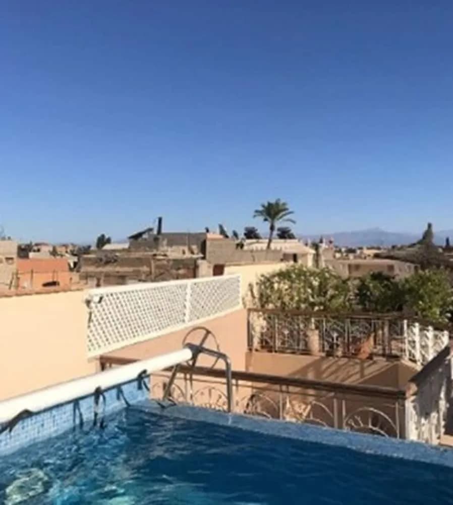 Riad Ayni 4