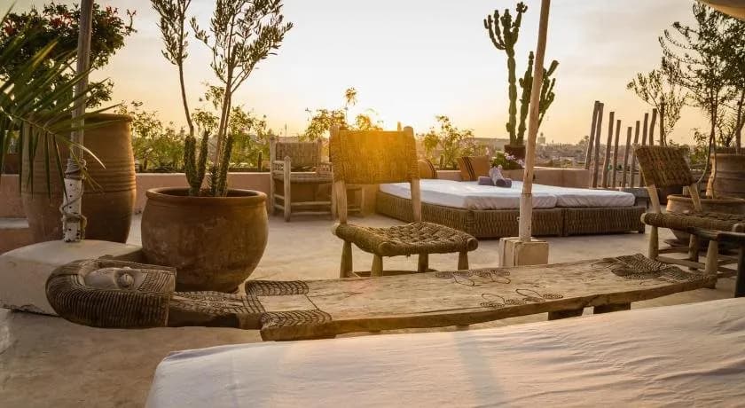 Riad 144