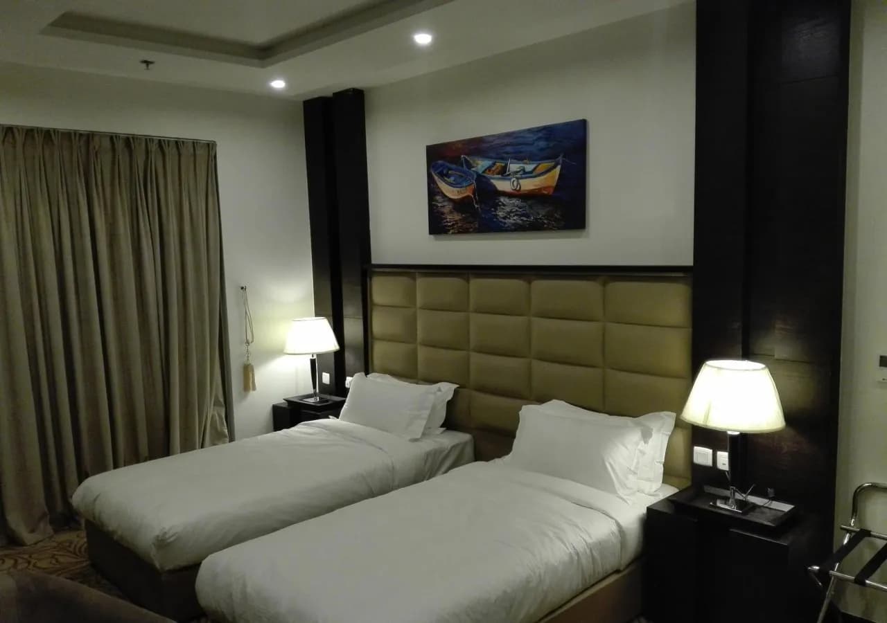 Diamond Hotel 3