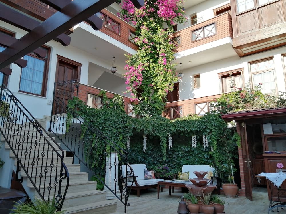 Hotel Mary's House 2