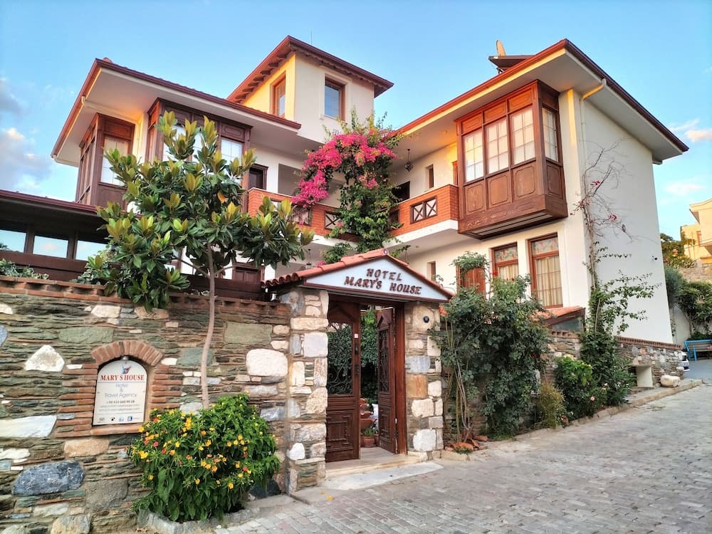 Hotel Mary's House
