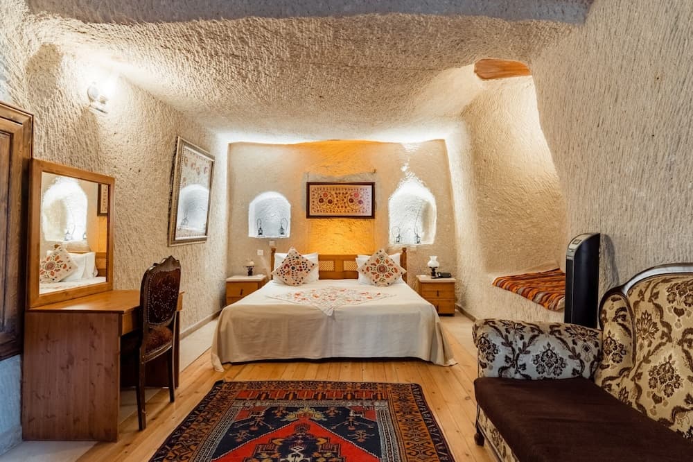 Amber Cave Suites 2