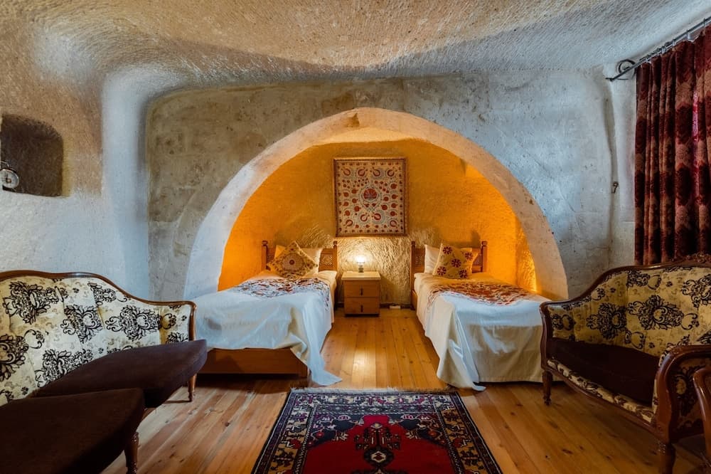 Amber Cave Suites 3