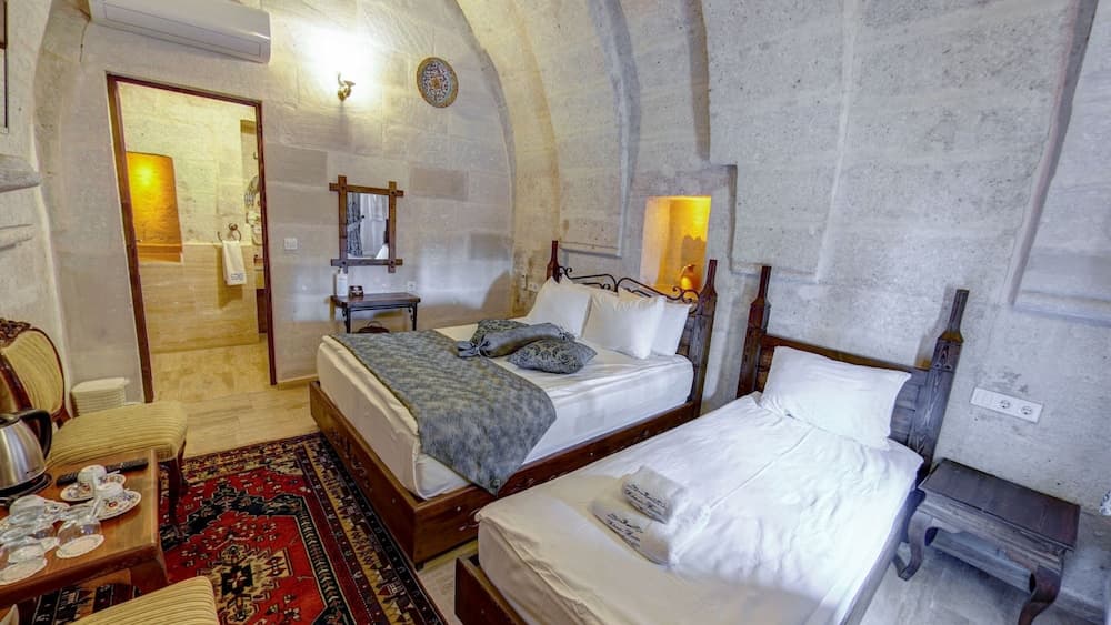 Hikmets House 5