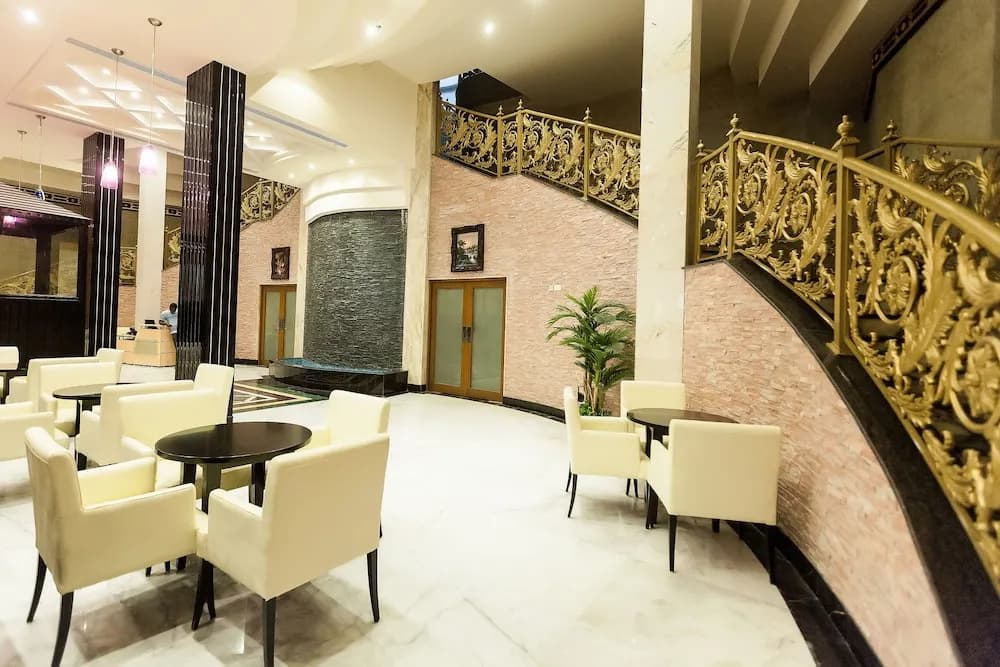 Red Castle Hotel 3