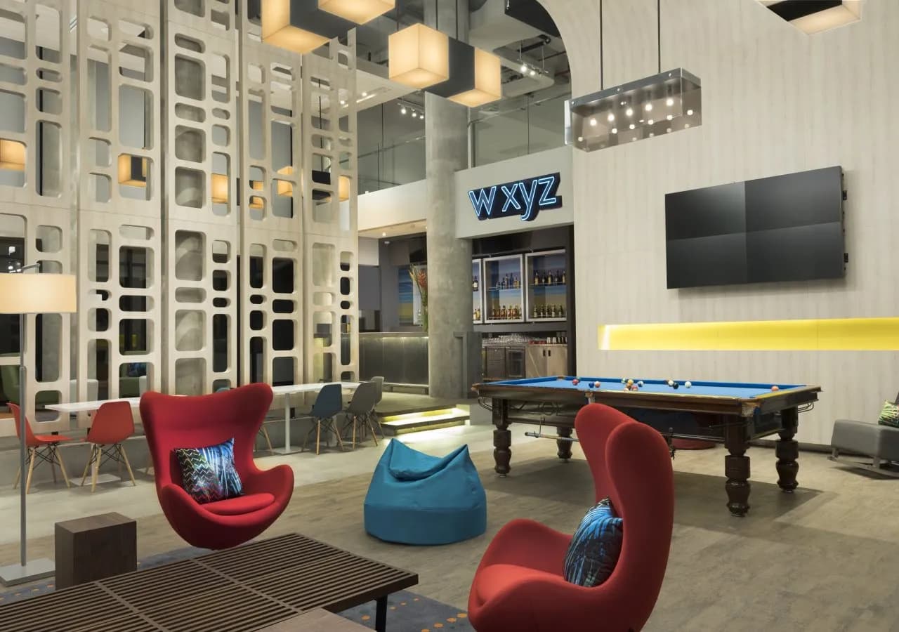 Aloft Jakarta Wahid Hasyim 3